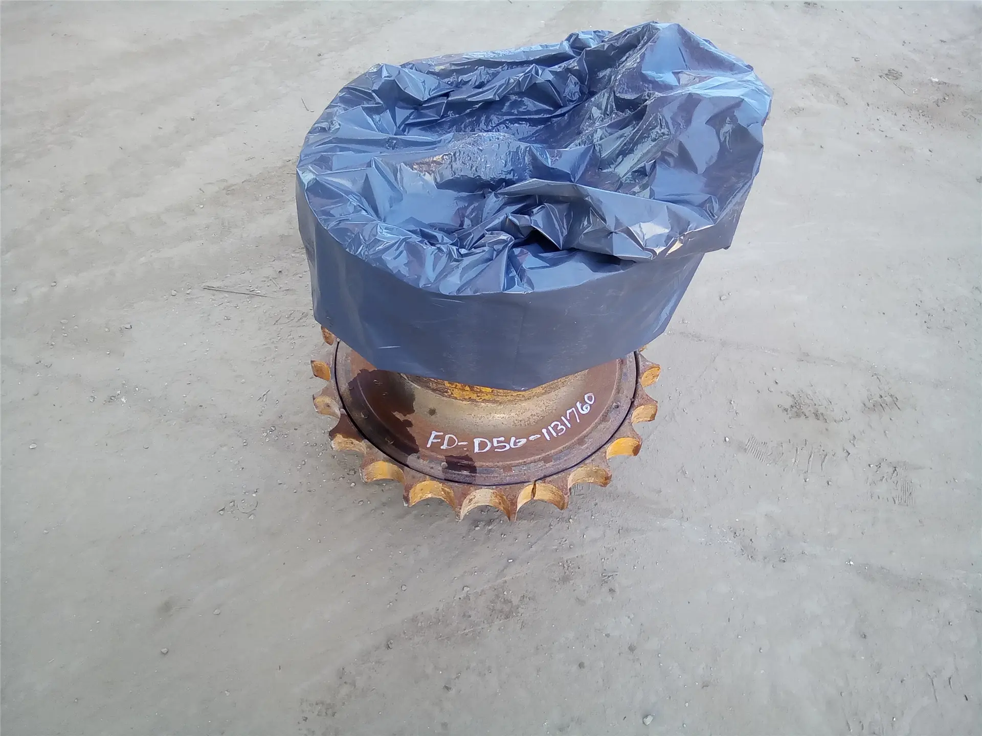 USED FINAL DRIVE image 1