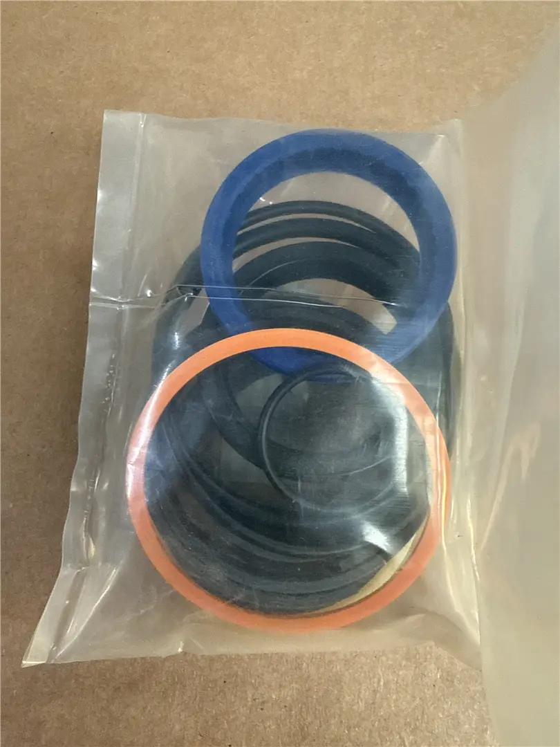 NEW SEAL KIT image 1