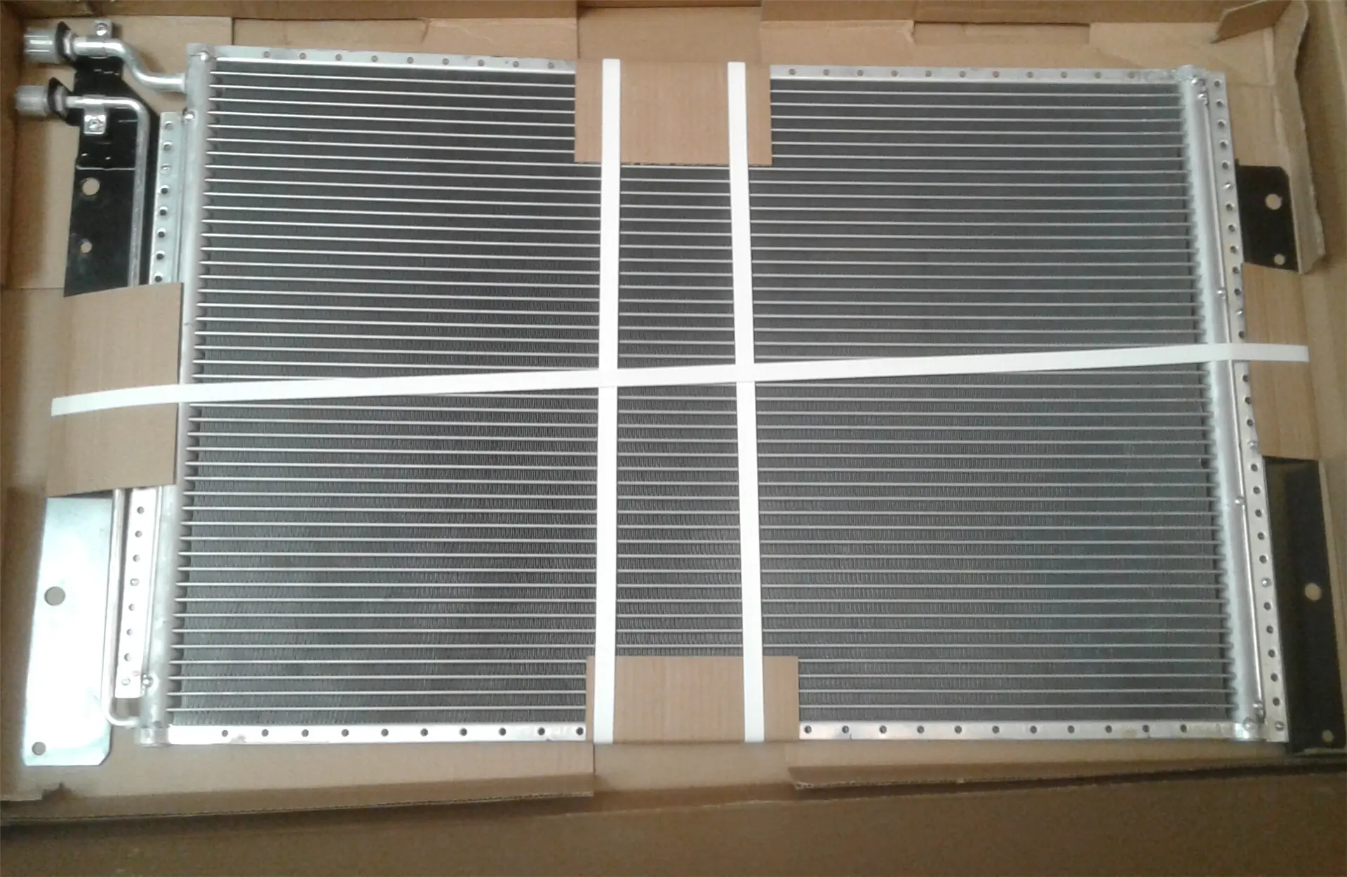 NEW CONDENSOR/ MAC image 1