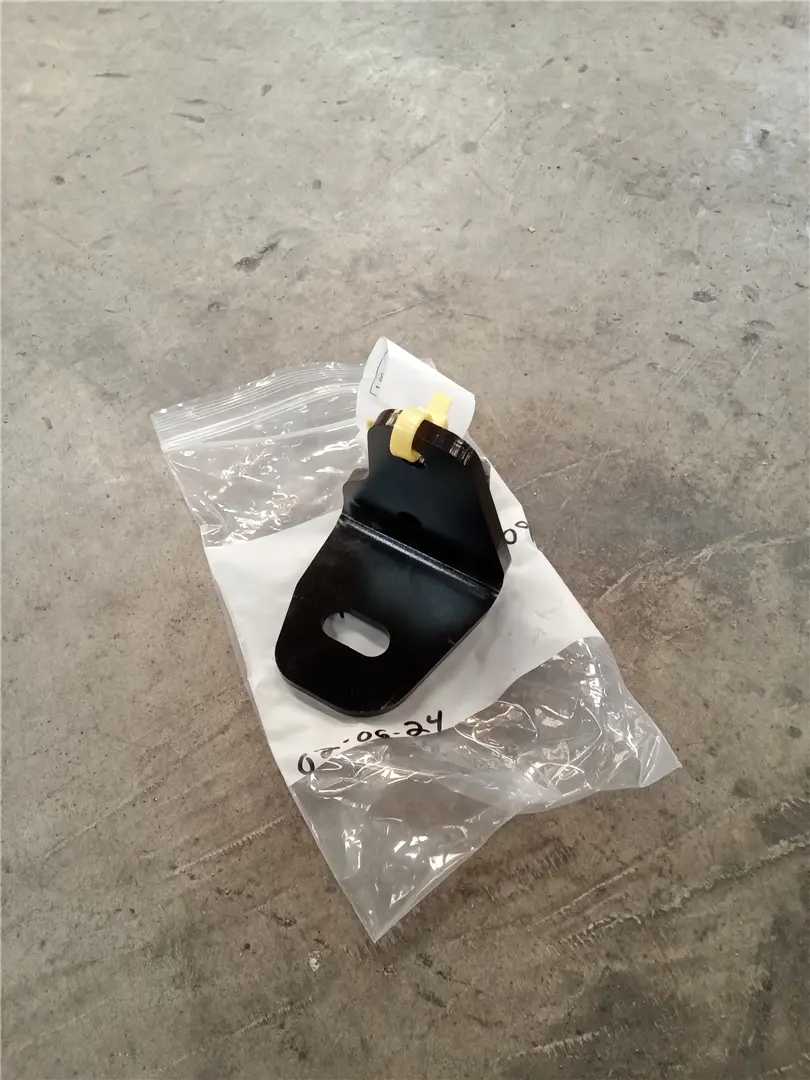 NEW ENGINE BRACKET image 1