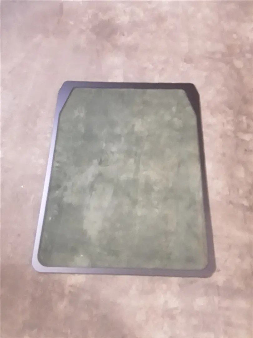 NEW CAB GLASS FRON image 1