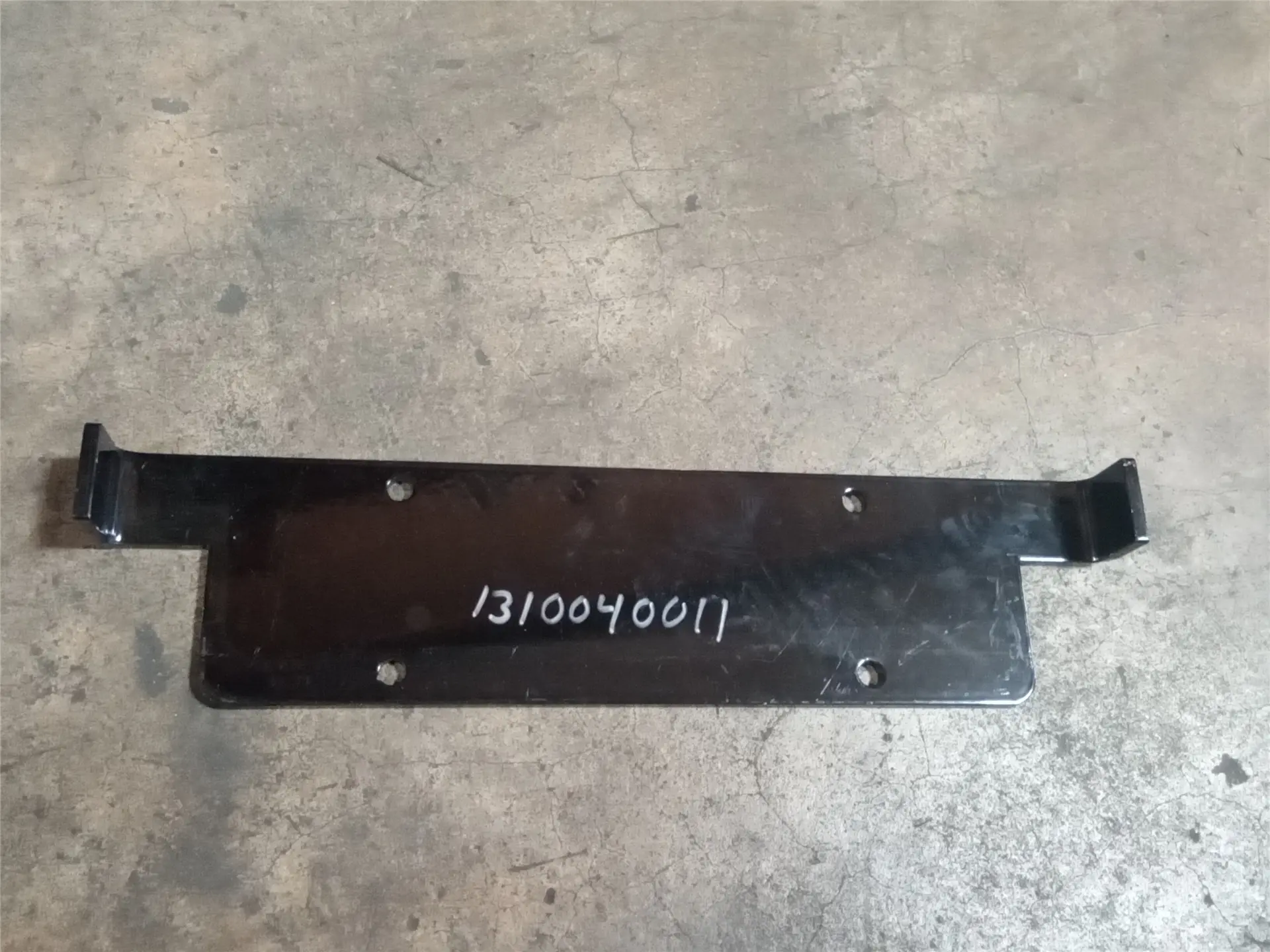 NEW AXLE PLATE image 1