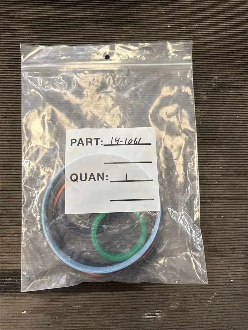 NEW SEAL KIT image 1