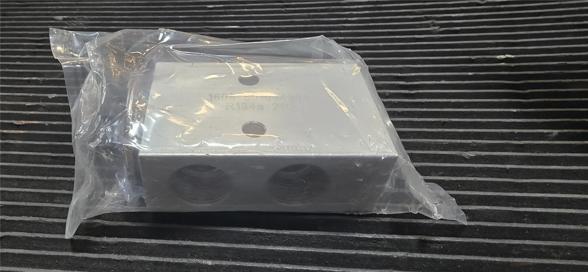 NEW EXP VALVE image 1