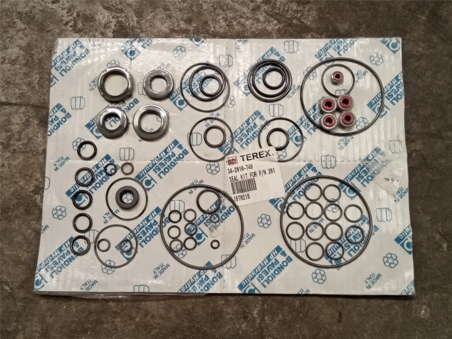 NEW SEAL KIT image 1