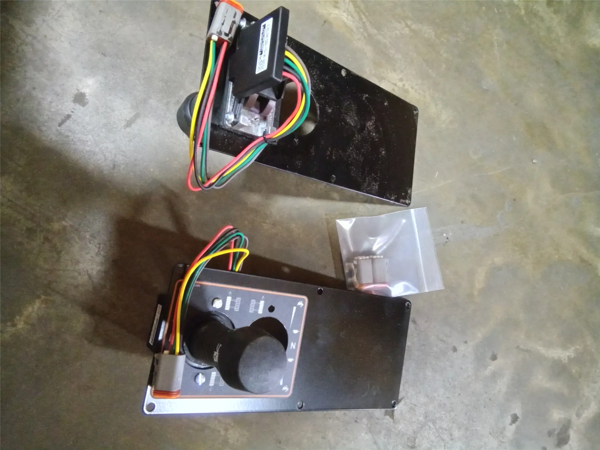 NEW JOYSTICK CONTR image 1