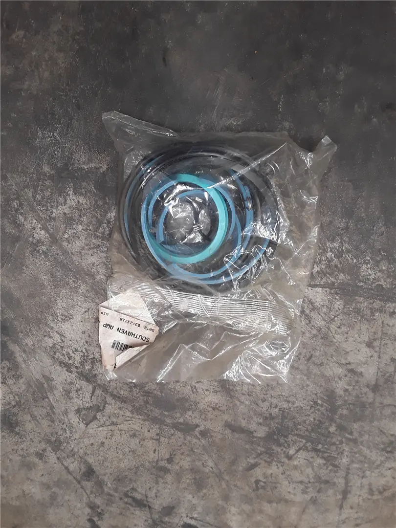 NEW SEAL KIT - 5 B image 1