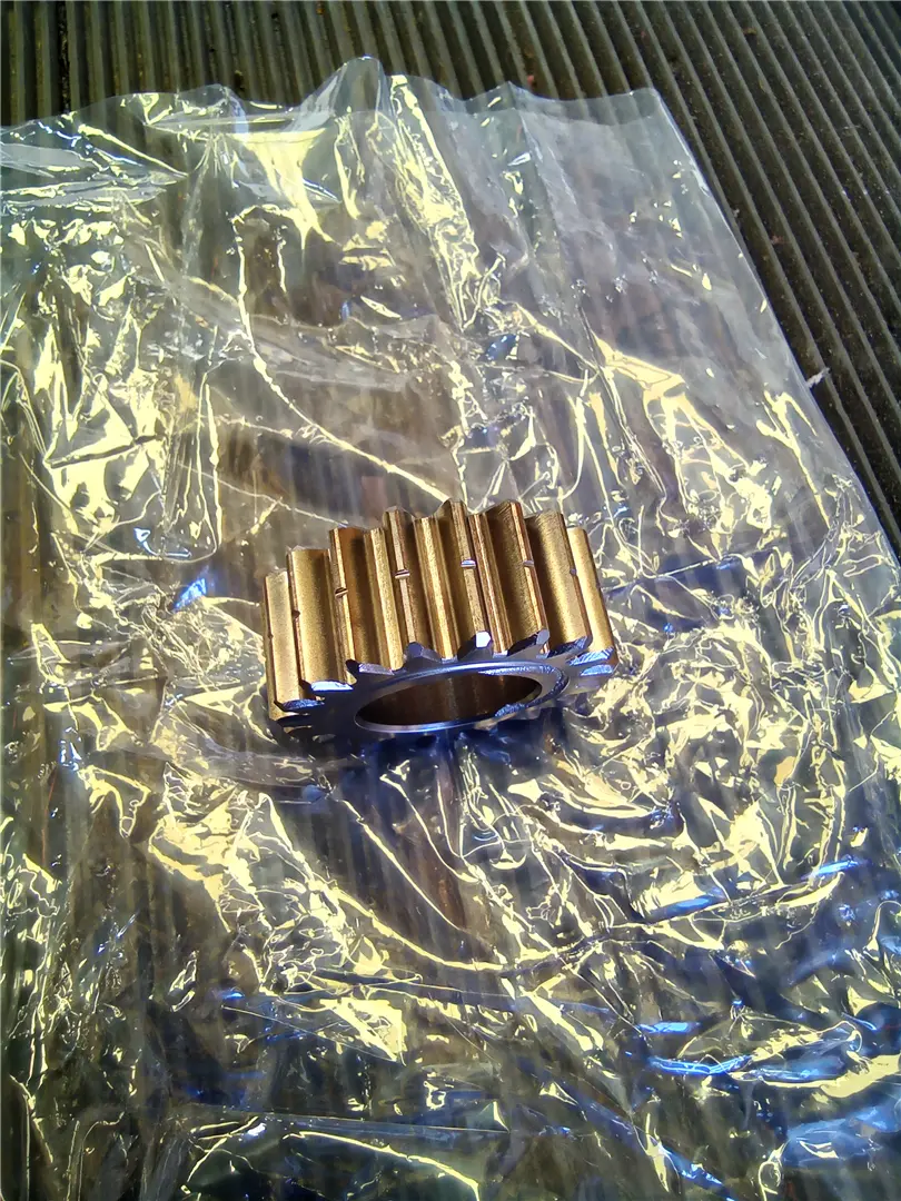 NEW SPUR GEAR image 1