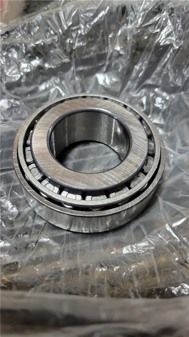 NEW ROLLER BEARING image 1