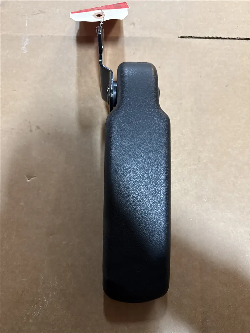 NEW ARMREST image 1