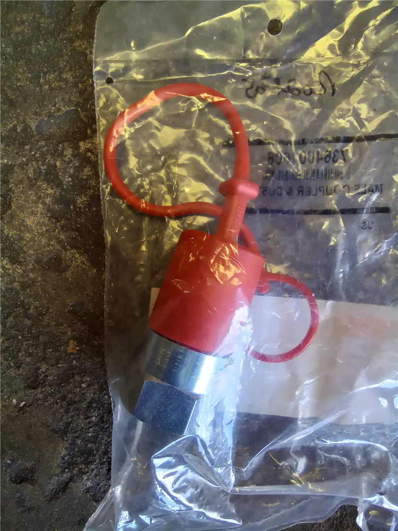 NEW MALE COUPLER D image 1