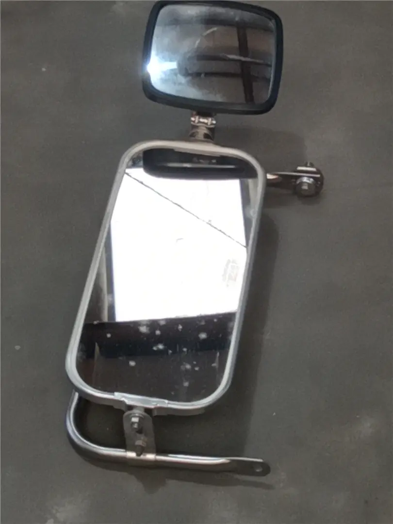 USED MIRROR HEAD A image 1