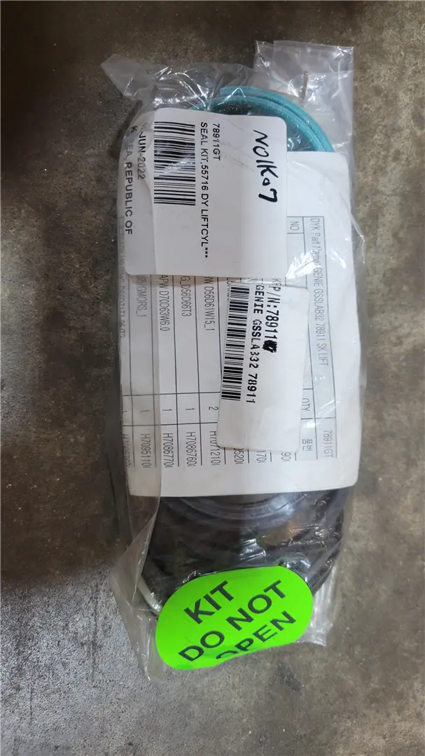 NEW SEAL KIT image 1