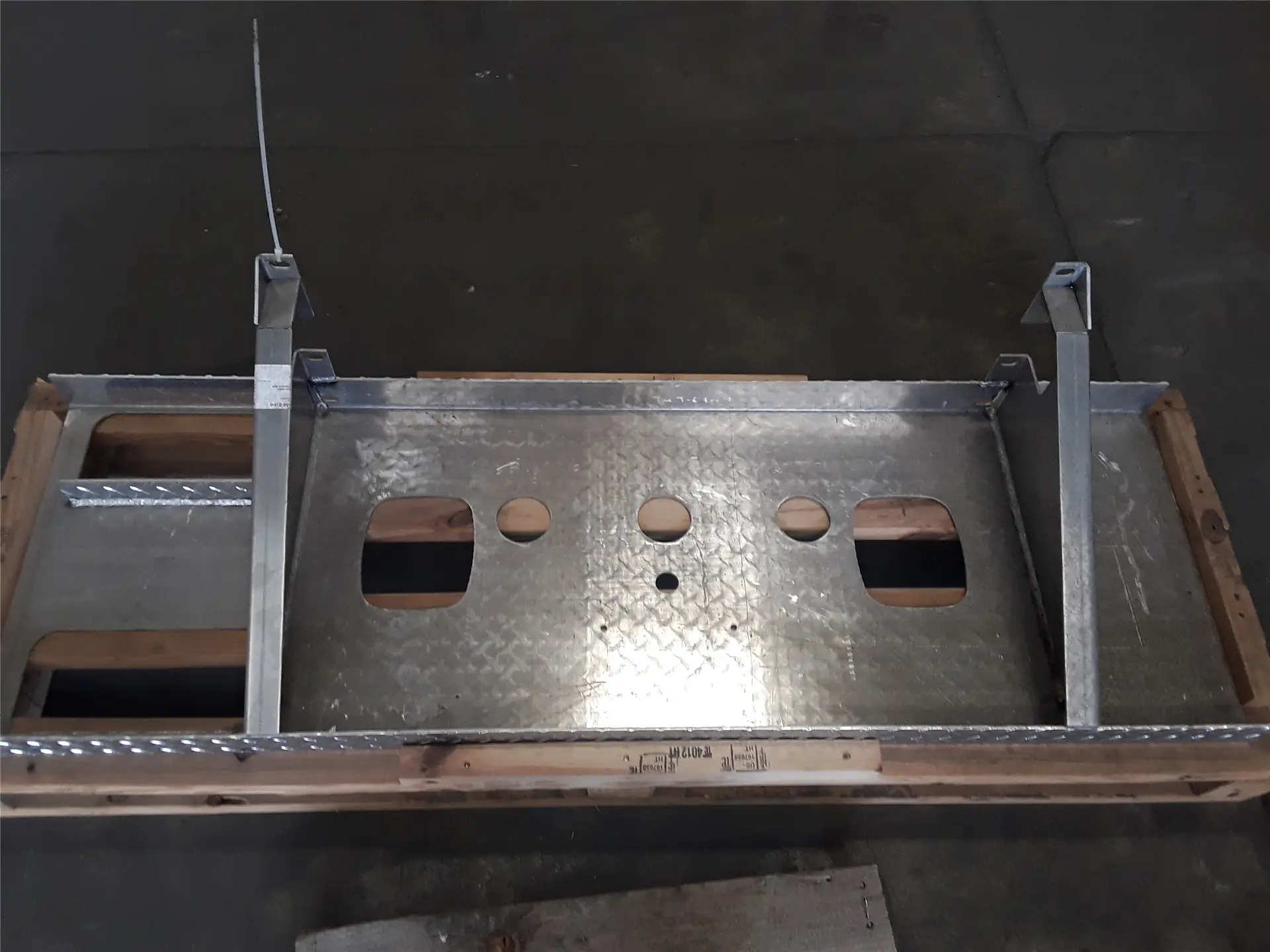 NEW BUMPER ASSEMBL image 1