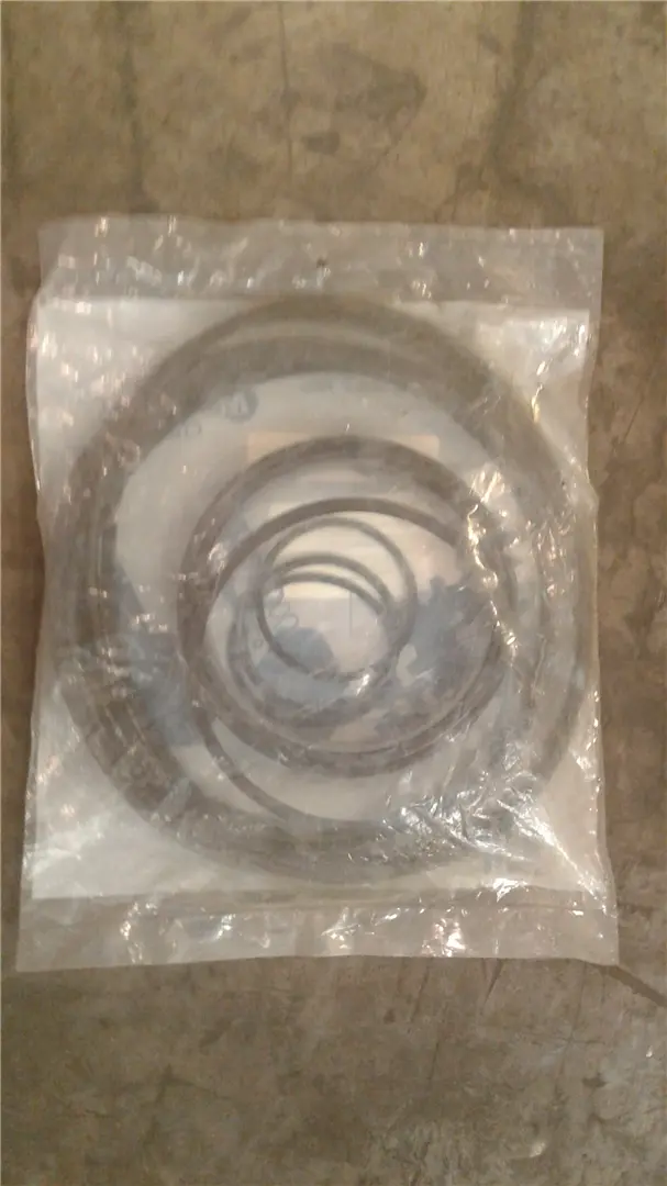 NEW KIT image 1