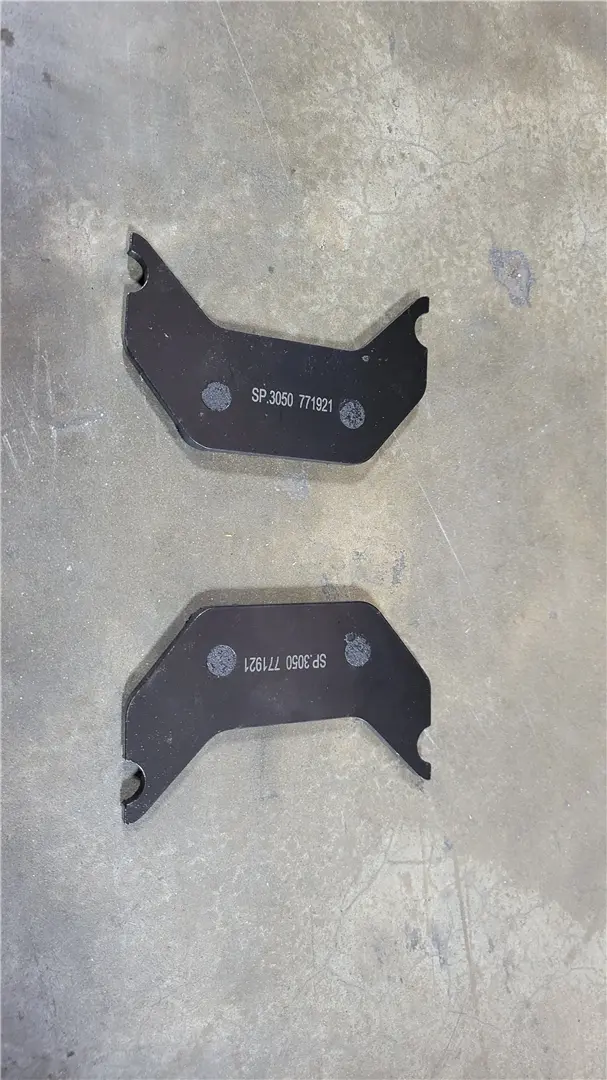 NEW BRAKE SHOE LIN image 1