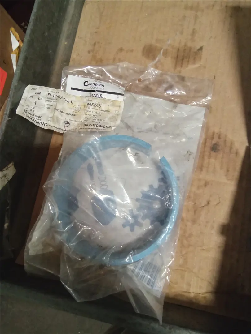 NEW WEAR RING image 1