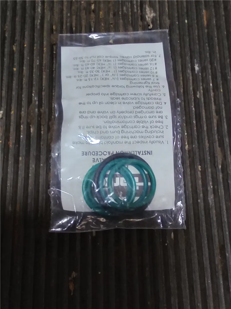NEW SEAL KIT image 1