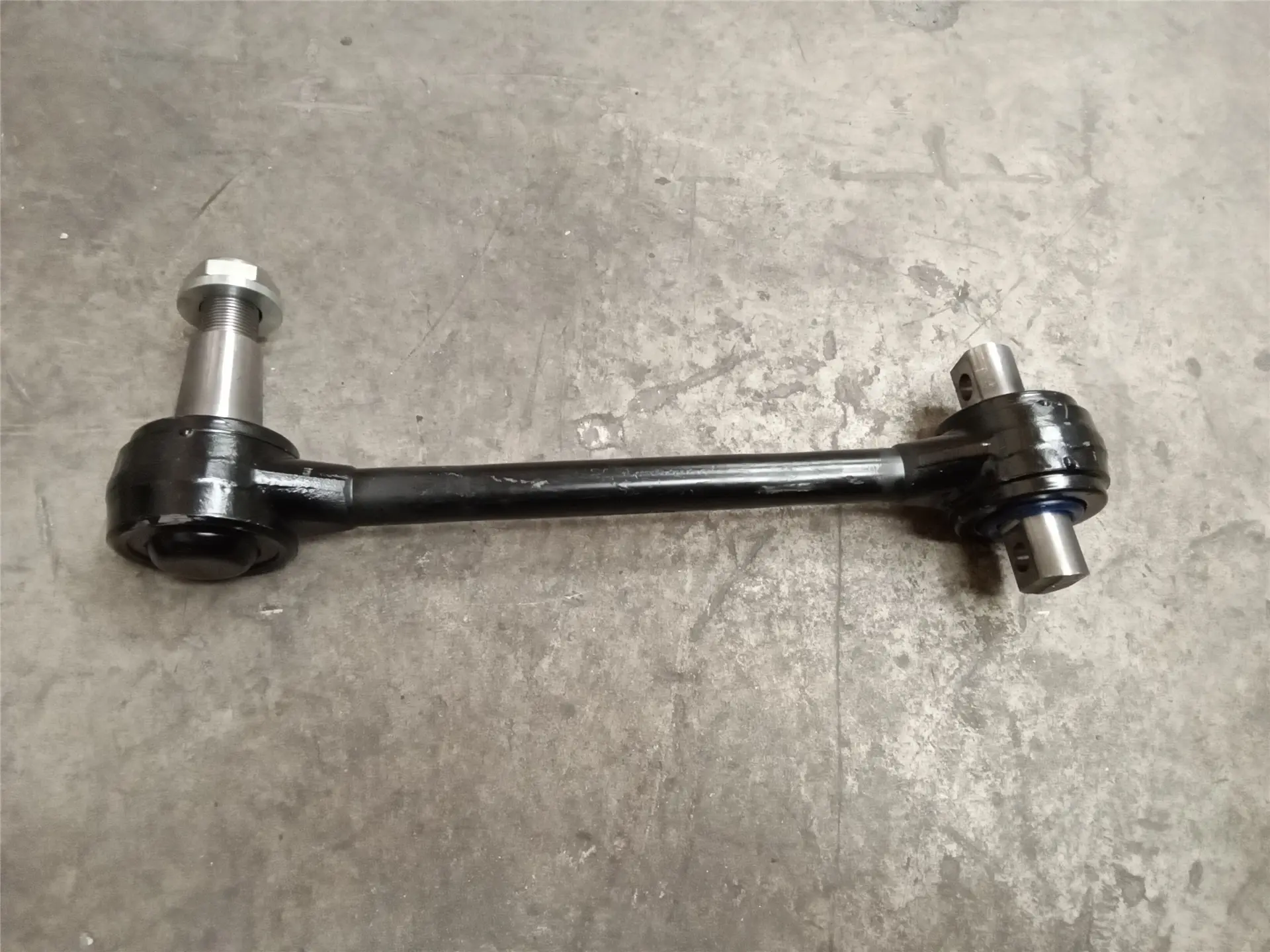 NEW TIE ROD image 1