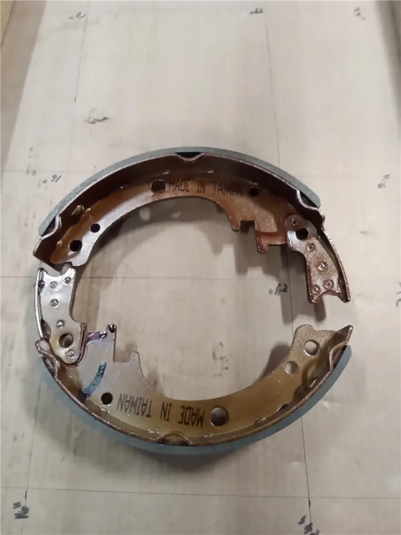 NEW SHOE KIT BRAKE image 1