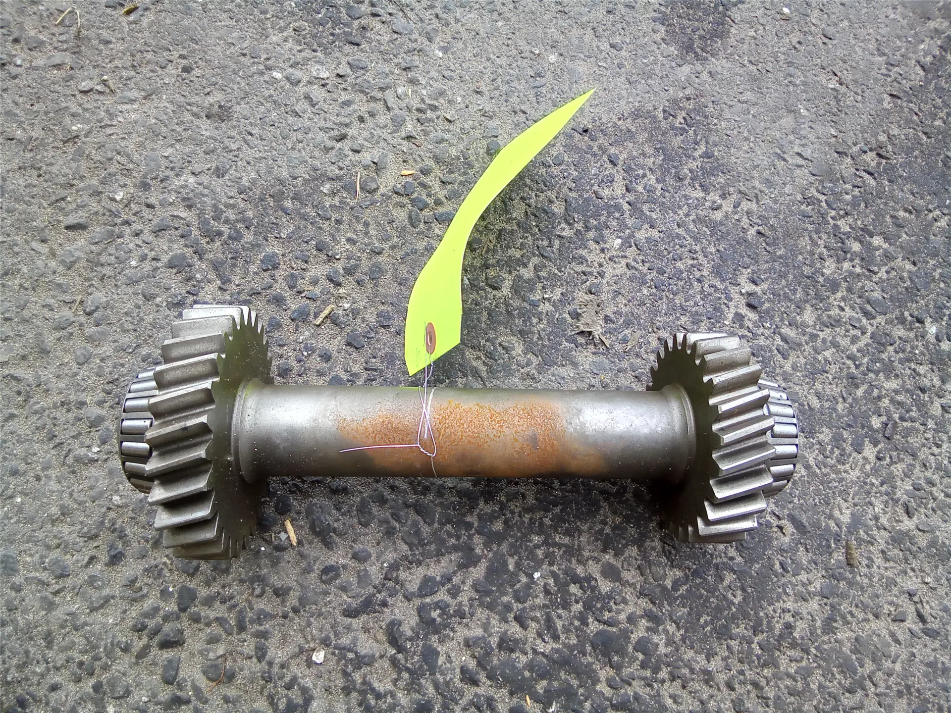 CORE REVERSE SHAFT image 1