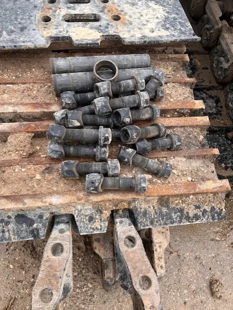 PART # 608-1180 (1 SET OF TRACKS)                     MQ image 1