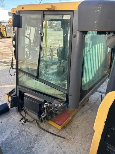 Complete Cab indicator image 5