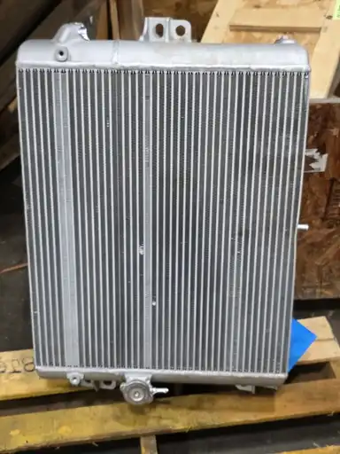 Radiator/Hydraulic Oil Cooler indicator image 2