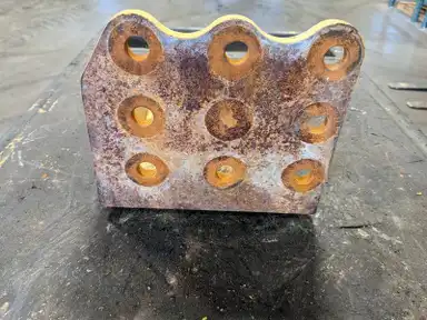 Bracket-lowe indicator image 3