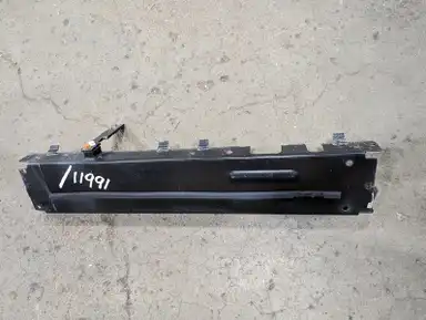 Radiator Bottom Frame indicator image 1