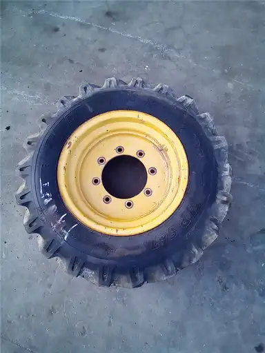 USED TIRE RIM indicator image 2