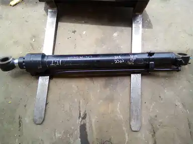 USED STICK CYLINDE indicator image 2